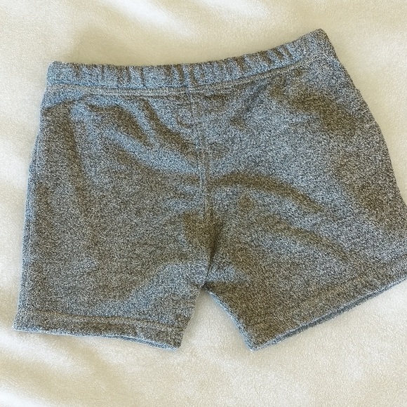 Roots kids size 12 shorts in salt and pepper - new condition. - Picture 8 of 8